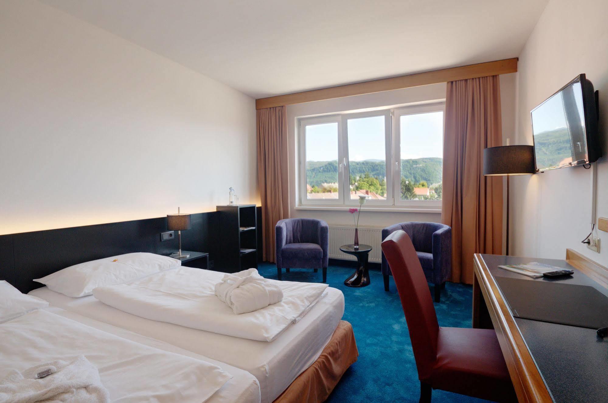 Skycity Hotel Atrigon Klagenfurt am Woerthersee Bagian luar foto